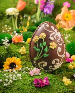 Uovo Decorato al Latte